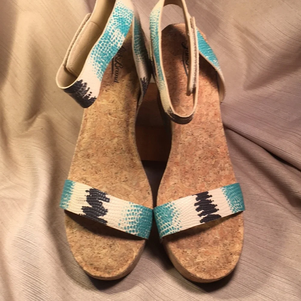 Lucky Brand NWOT cork wedge leather sandal